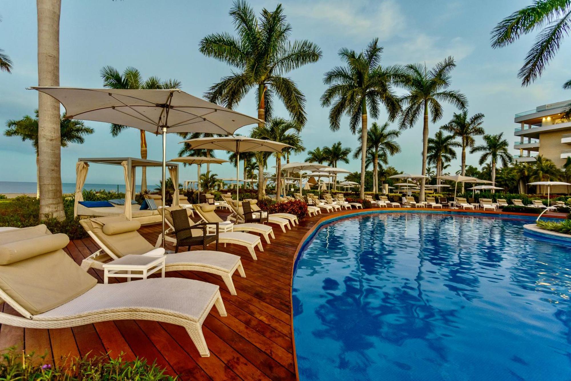 Grand Luxxe Two Bedroom Suite - Nuevo Vallarta Exteriör bild